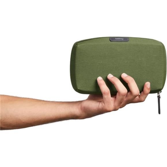 Bellroy Tech Kit (Tech Accessories Organizer Pouch, Zipper Closure Design) - Picture 5 of 6